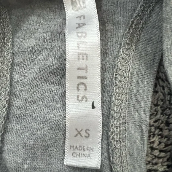 Fabletics Gray Rose Pattern Tank Top - Picture 5 of 5